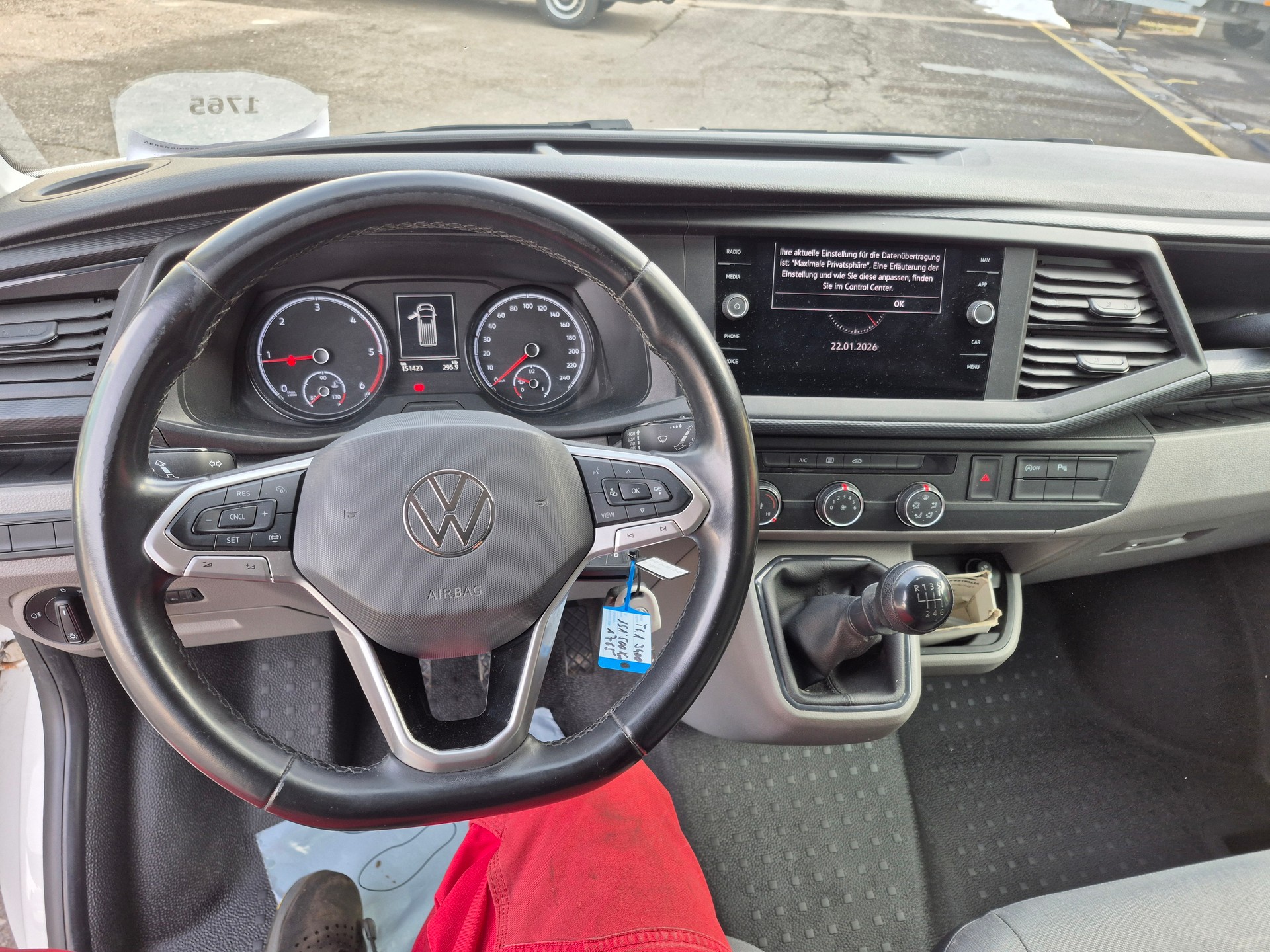 VW T6.1 2.0 TDI 4Motion-image-14