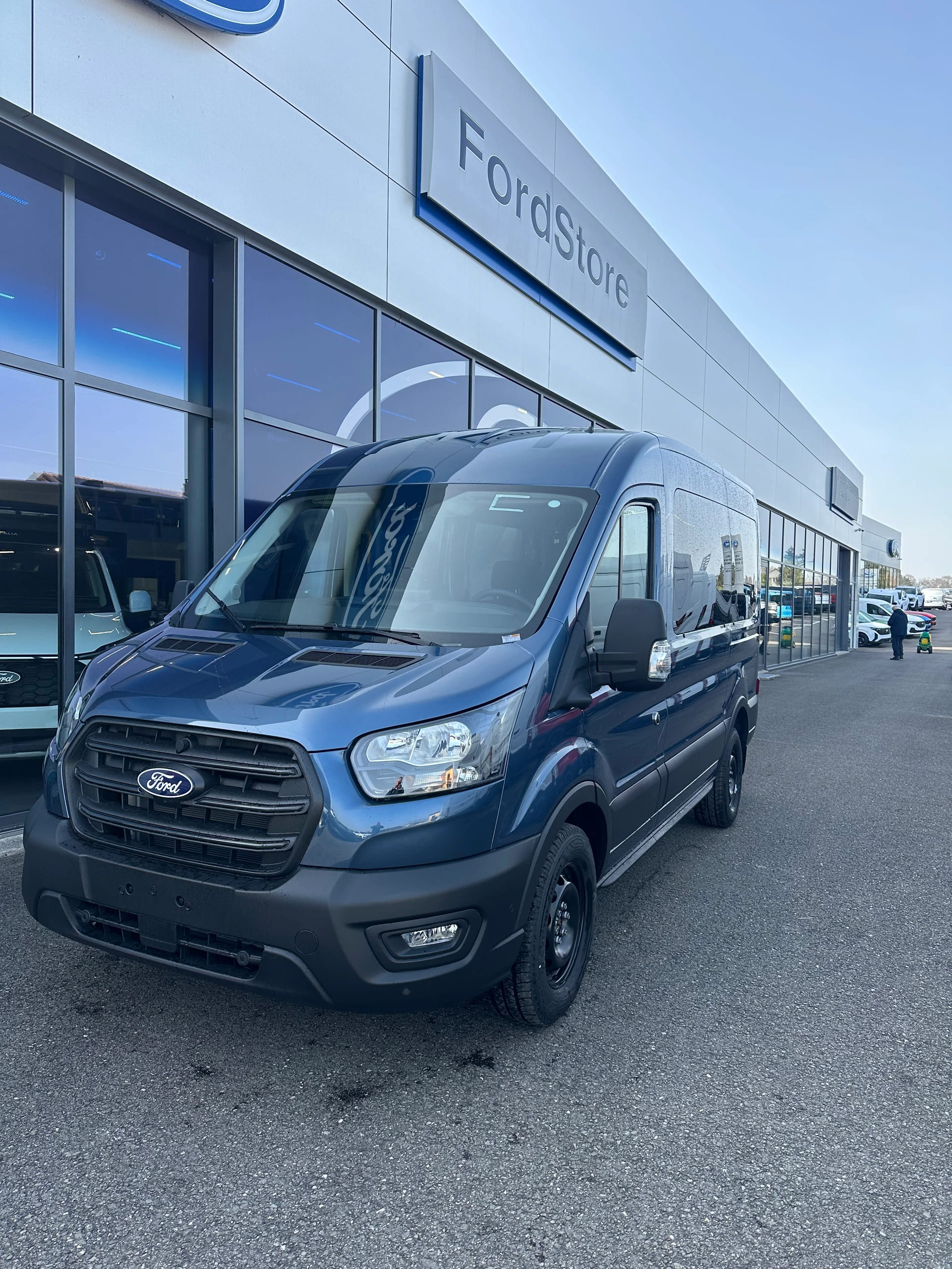 FORD Transit combi 350 L2 2.0 EcoBl Trend/150CV/Aut.-image-1