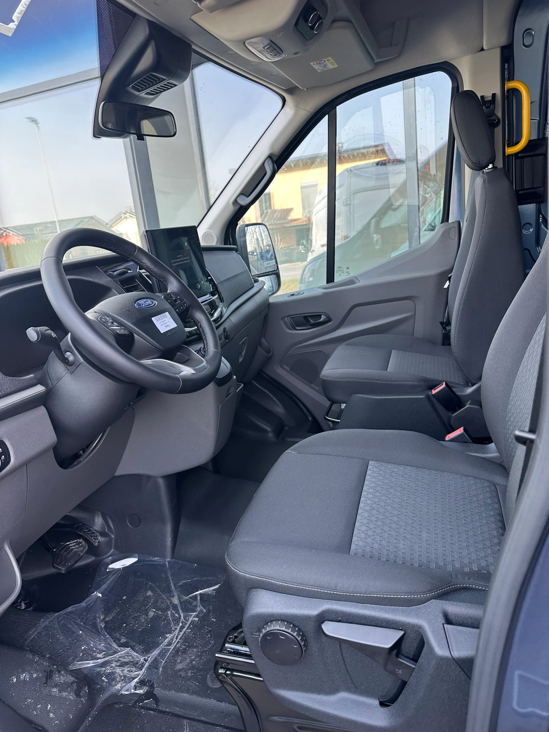FORD Transit combi 350 L2 2.0 EcoBl Trend/150CV/Aut.-image-9