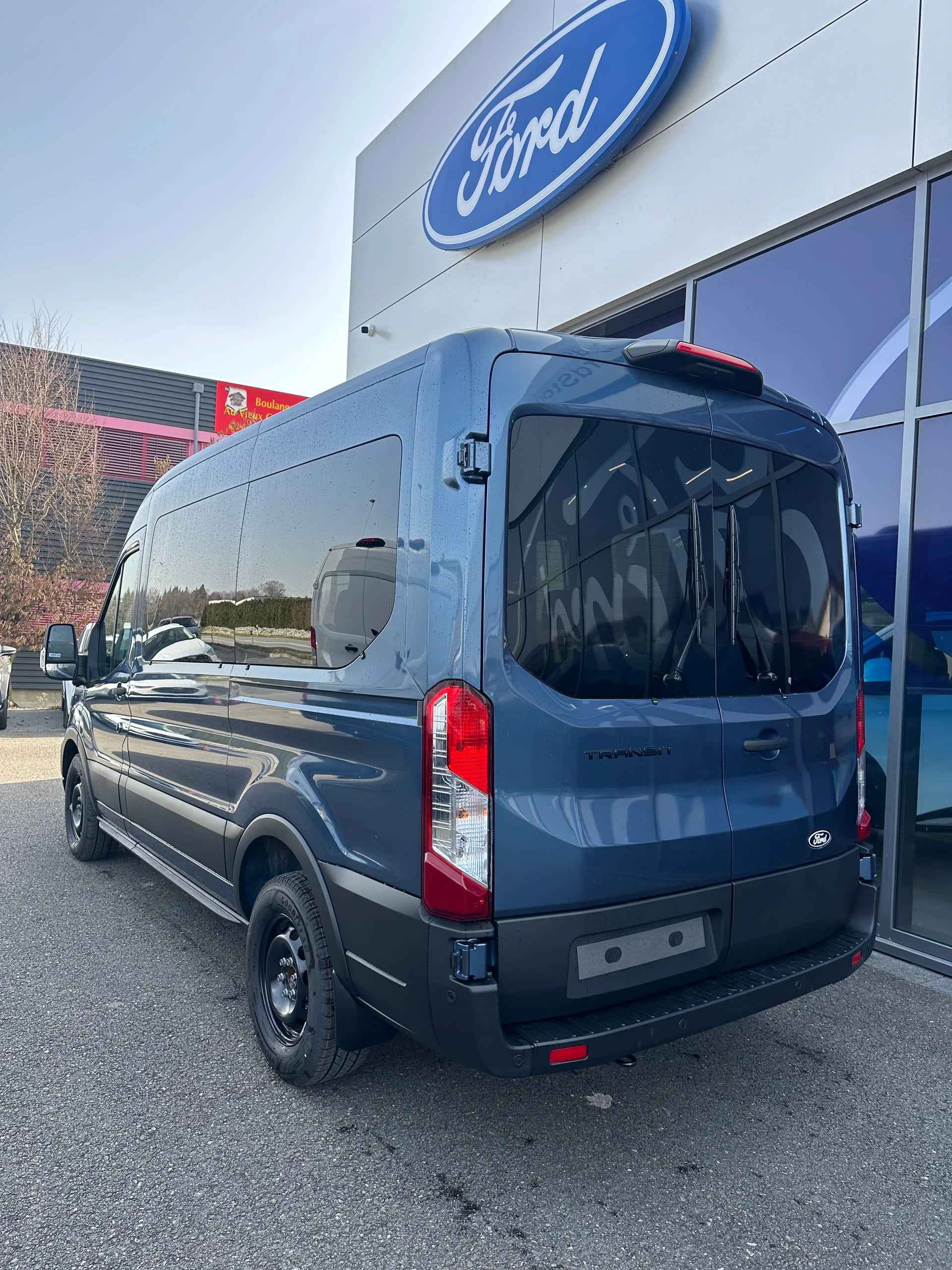 FORD Transit combi 350 L2 2.0 EcoBl Trend/150CV/Aut.-image-3