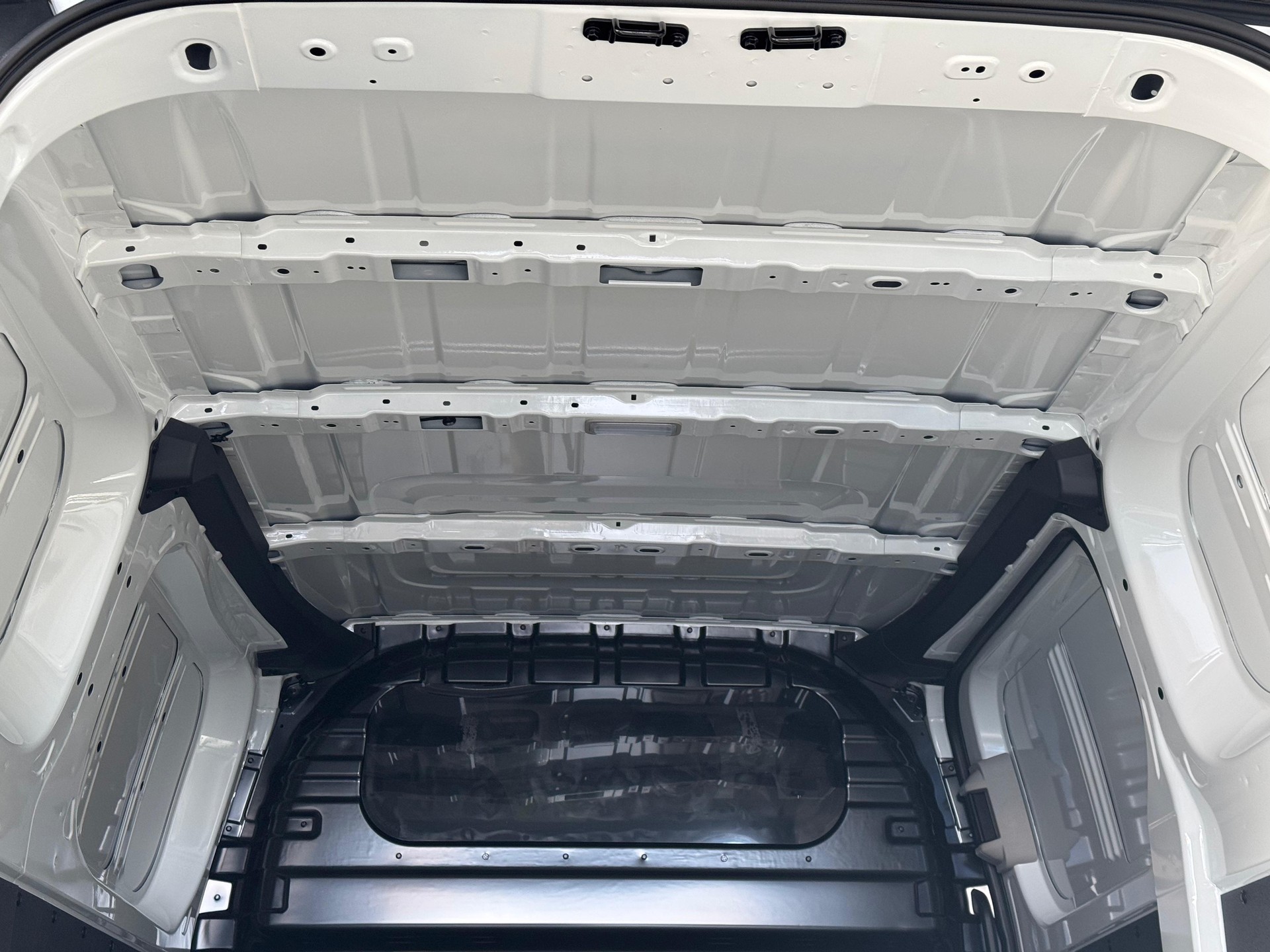 MAXUS eDeliver 7 L2H1 FWD 88kWh-image-9