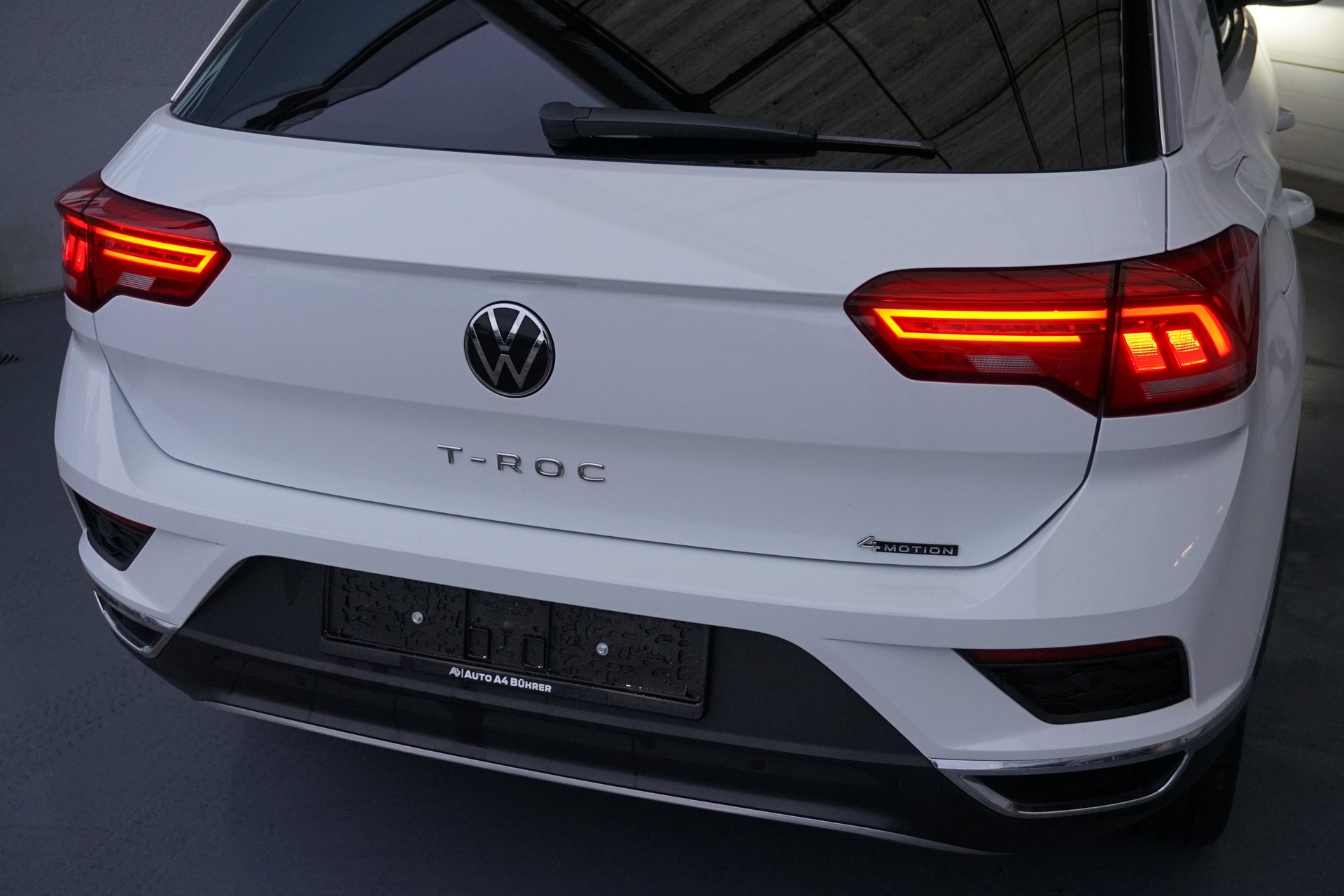 VW T-Roc 2.0 TDI Advance 4M Aus 1.Hand!-image-10