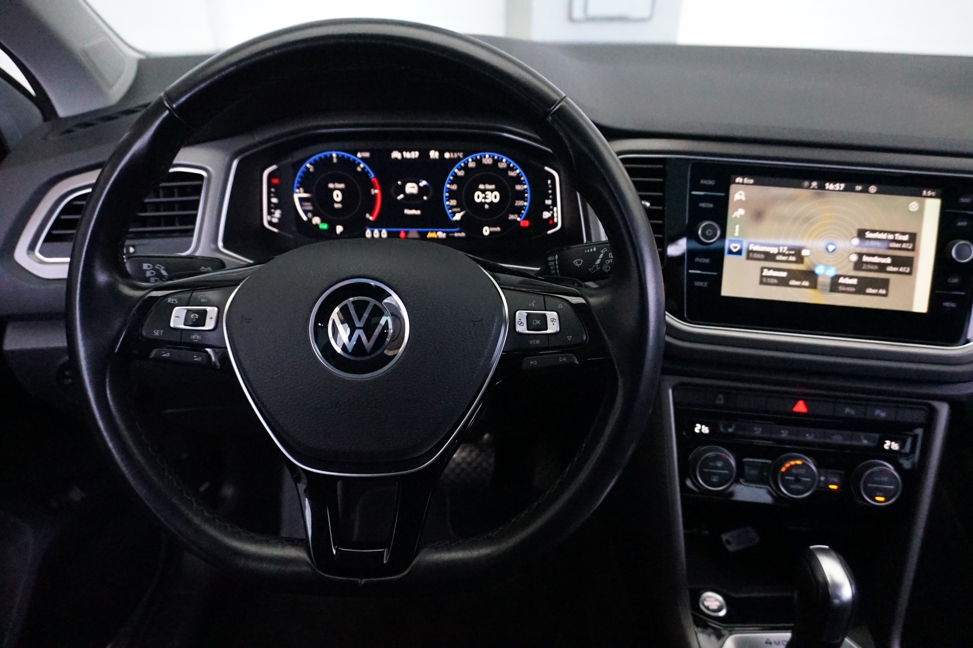 VW T-Roc 2.0 TDI Advance 4M Aus 1.Hand!-image-14