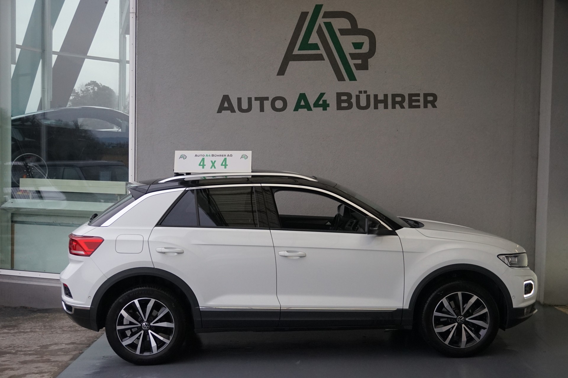 VW T-Roc 2.0 TDI Advance 4M Aus 1.Hand!-image-4