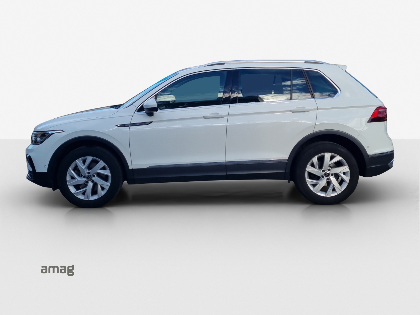 VW Tiguan 2.0 TDI SCR Elegance 4Motion DSG-image-1