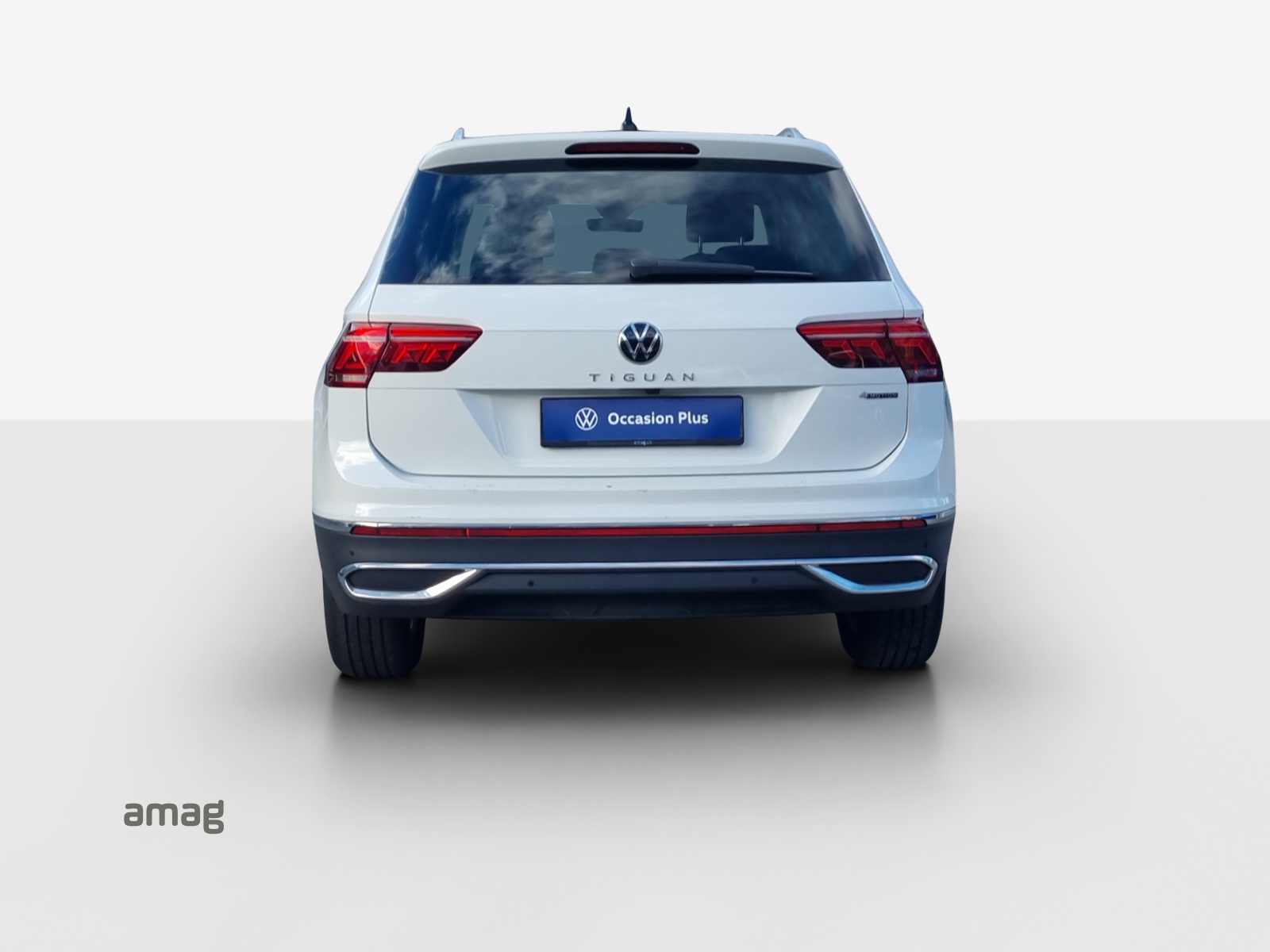 VW Tiguan 2.0 TDI SCR Elegance 4Motion DSG-image-3