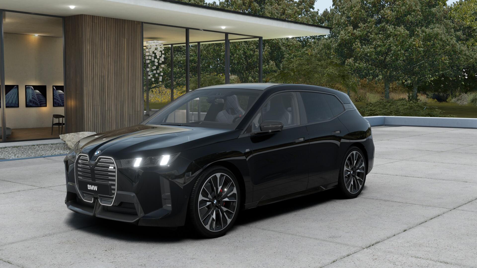 BMW iX M70-image-0