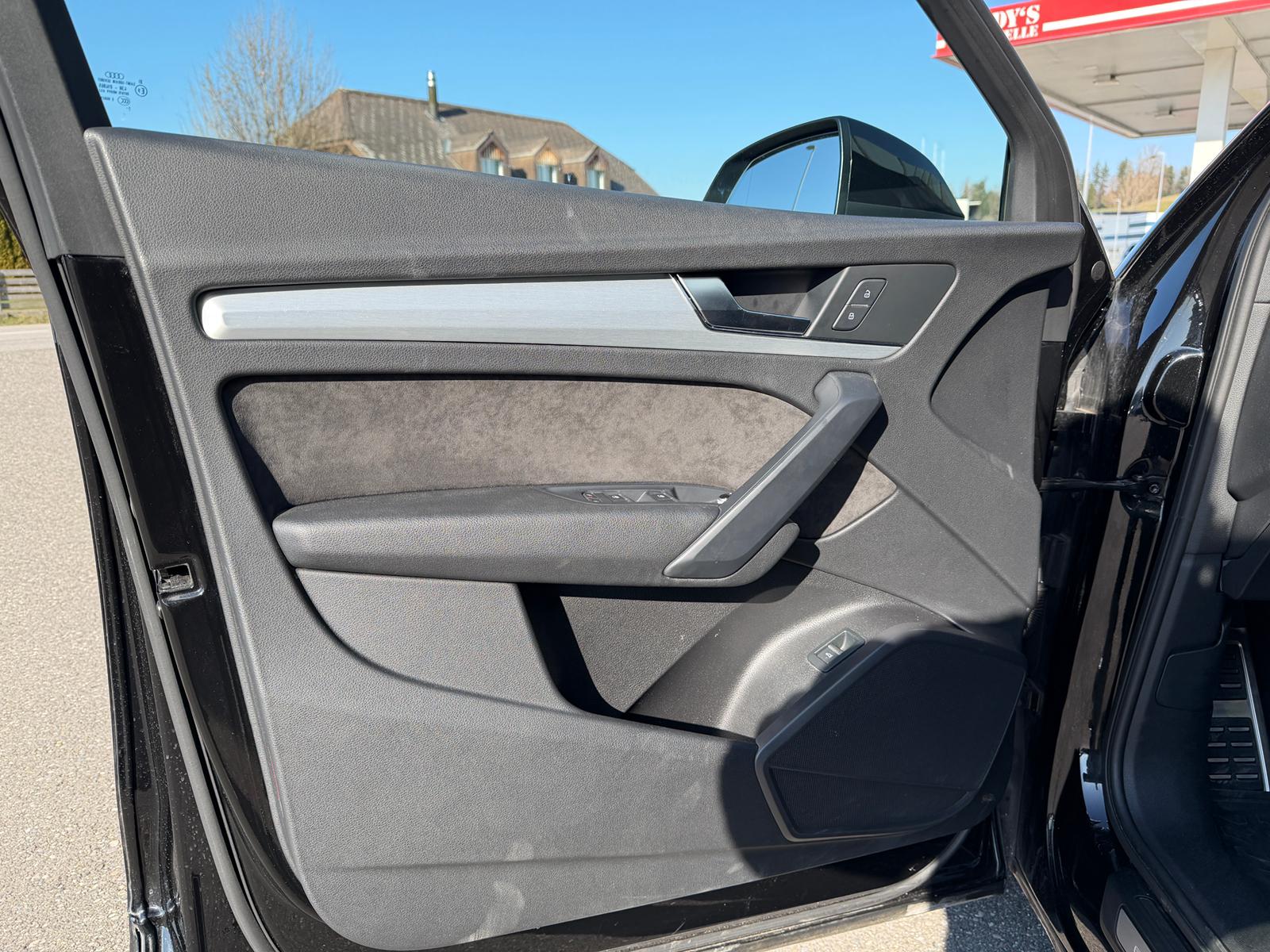 AUDI Q5 3.0 TDI sport quattro tiptronic-image-10