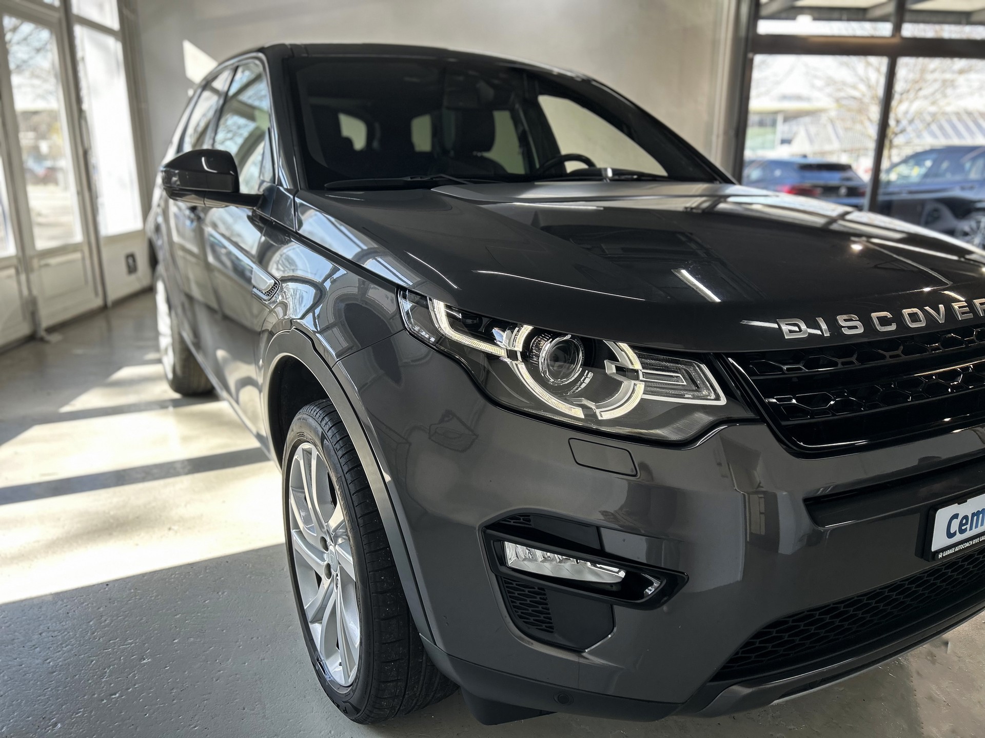 LAND ROVER Discovery Sport 2.0 Si4 Pure AT9-image-1