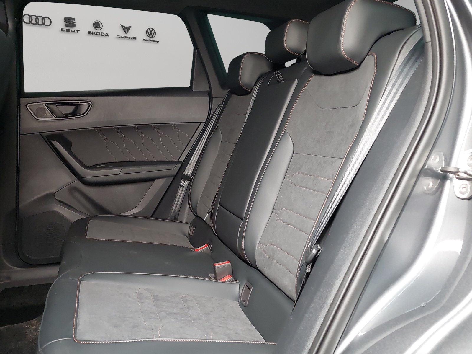 CUPRA Ateca 2.0TSI Inicio 4Drive DSG-image-8