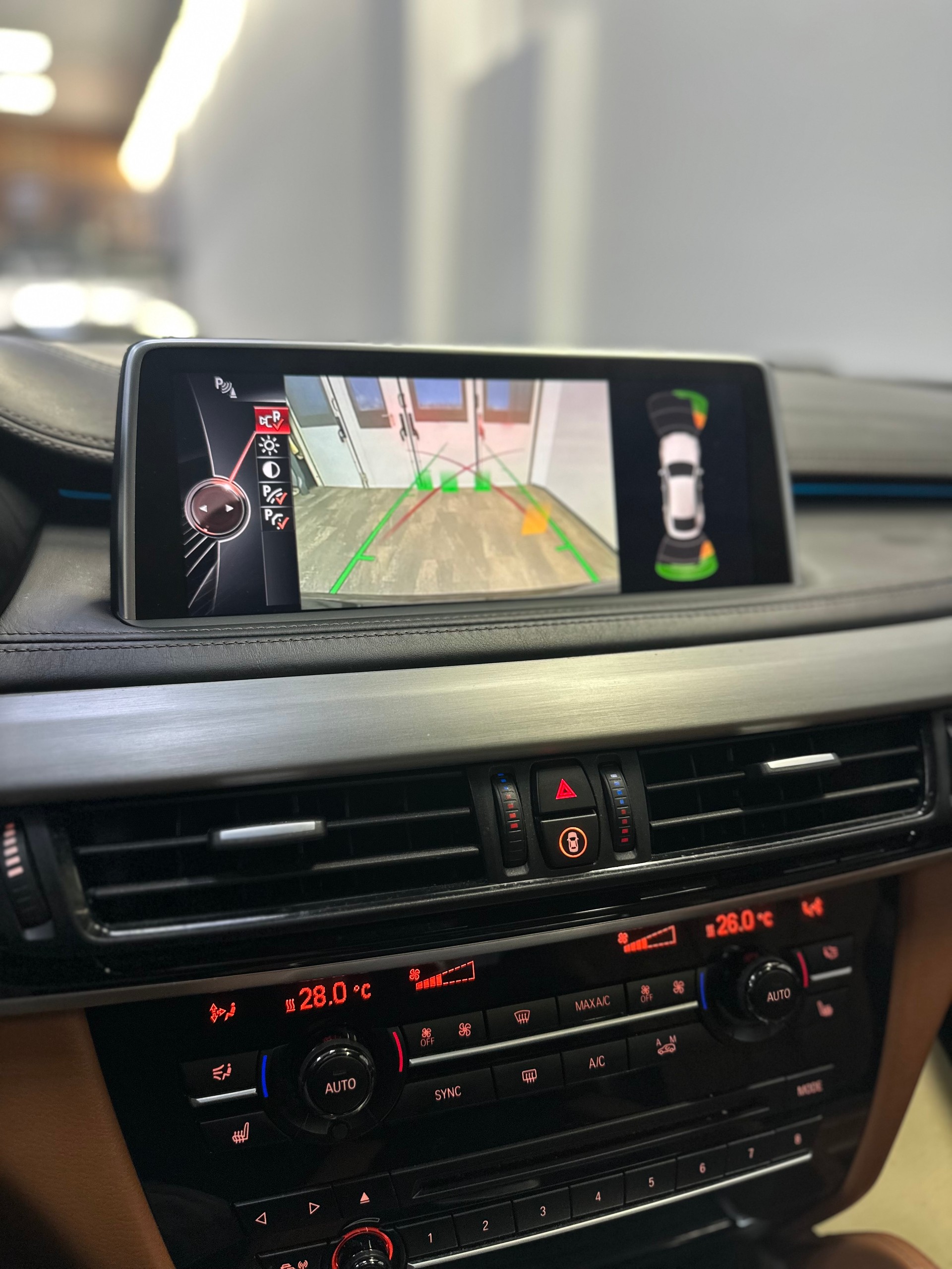 BMW X6 xDrive 30d M-Sport Steptronic-image-18