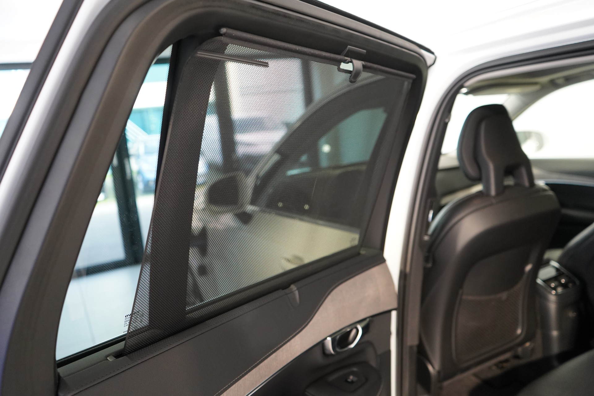 VOLVO XC90 T8 eAWD Inscription-image-14