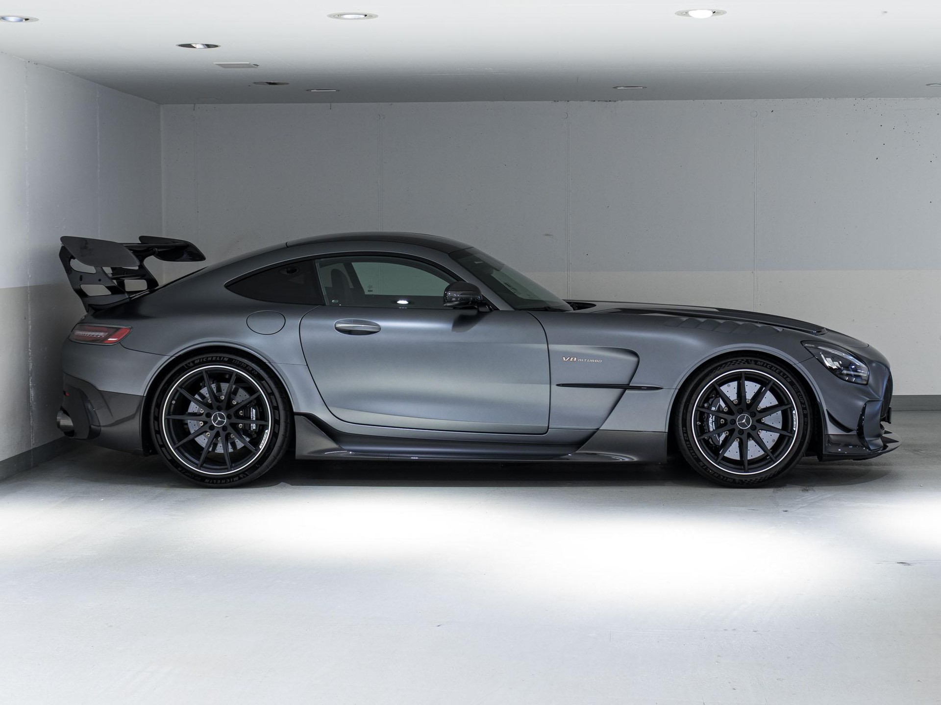 MERCEDES-BENZ AMG GT Black Series-image-1