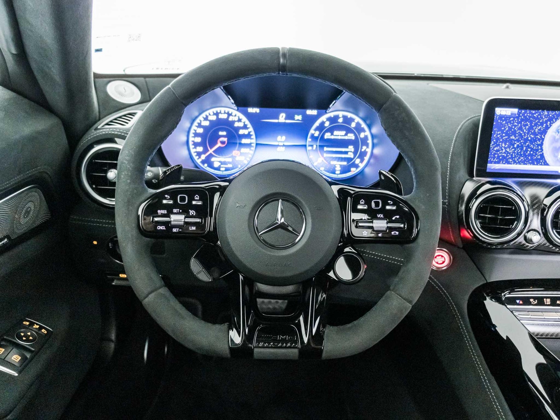 MERCEDES-BENZ AMG GT Black Series-image-9
