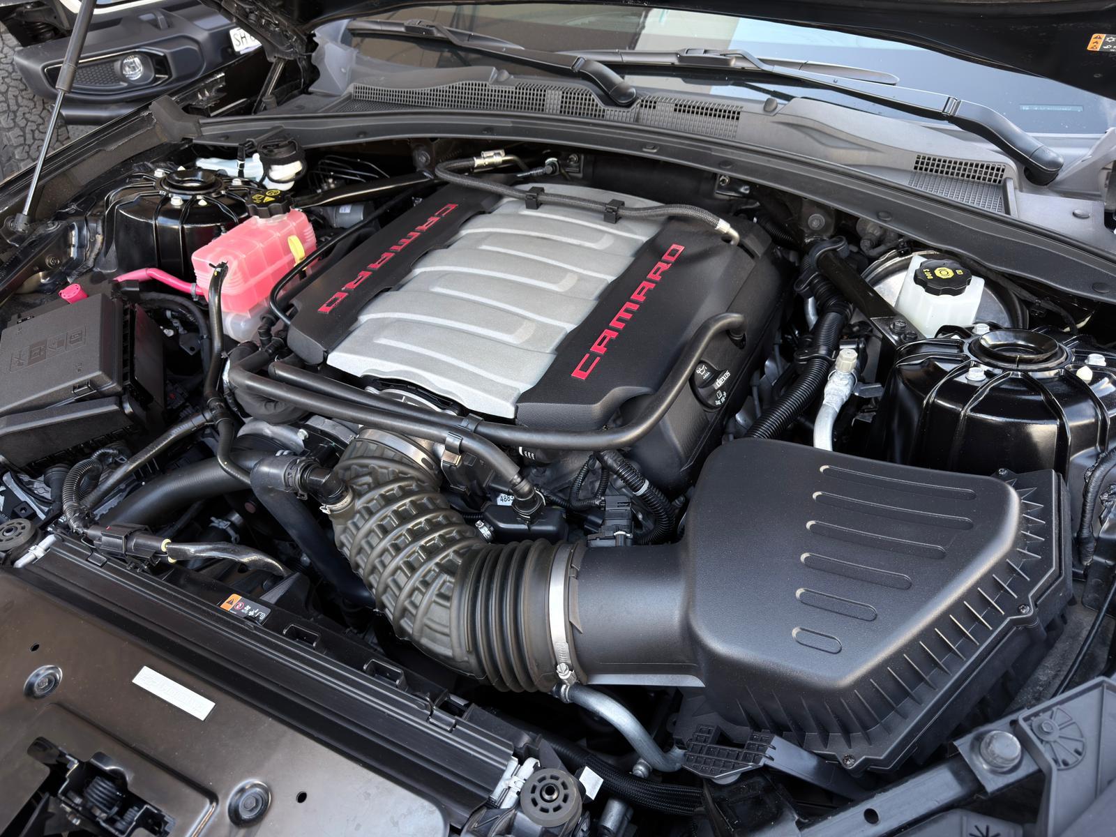 CHEVROLET CAMARO SS 6.2 V8-image-18