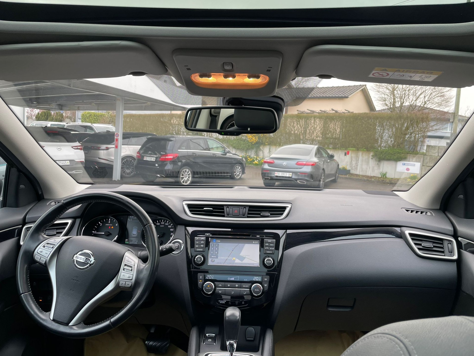 NISSAN Qashqai 1.6 dCi tekna Xtronic CVT-image-13