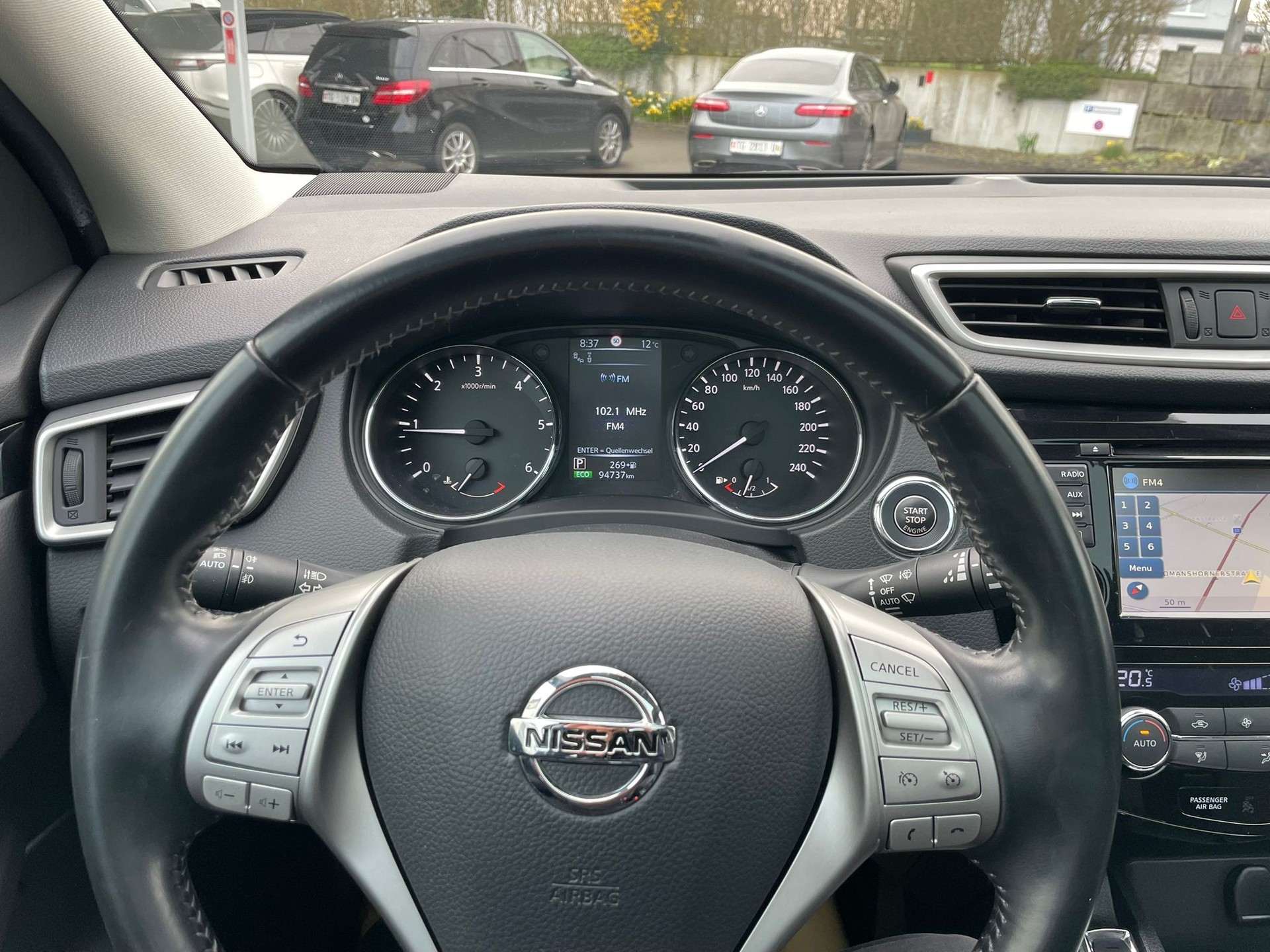 NISSAN Qashqai 1.6 dCi tekna Xtronic CVT-image-14