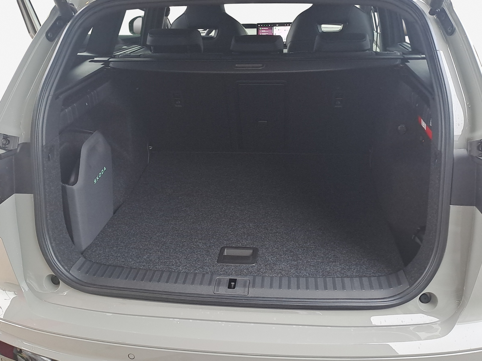SKODA Enyaq 85x Sportline 4x4-image-12