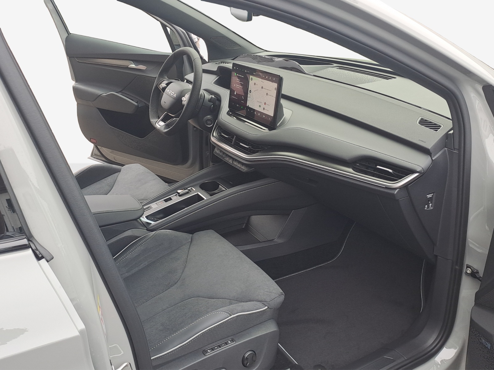 SKODA Enyaq 85x Sportline 4x4-image-13