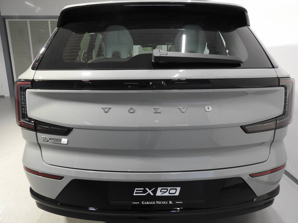 VOLVO EX 90 Twin Ultra AWD-image-4