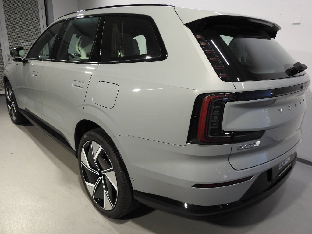 VOLVO EX 90 Twin Ultra AWD-image-3