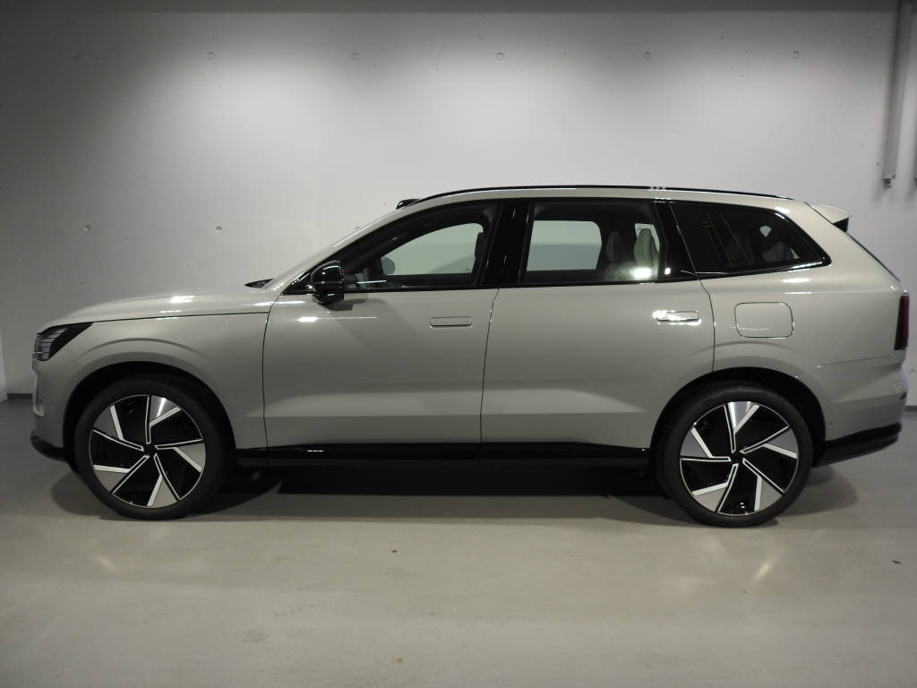 VOLVO EX 90 Twin Ultra AWD-image-2