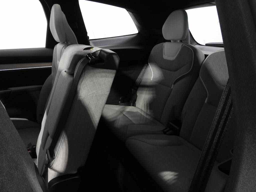 VOLVO EX 90 Twin Ultra AWD-image-12