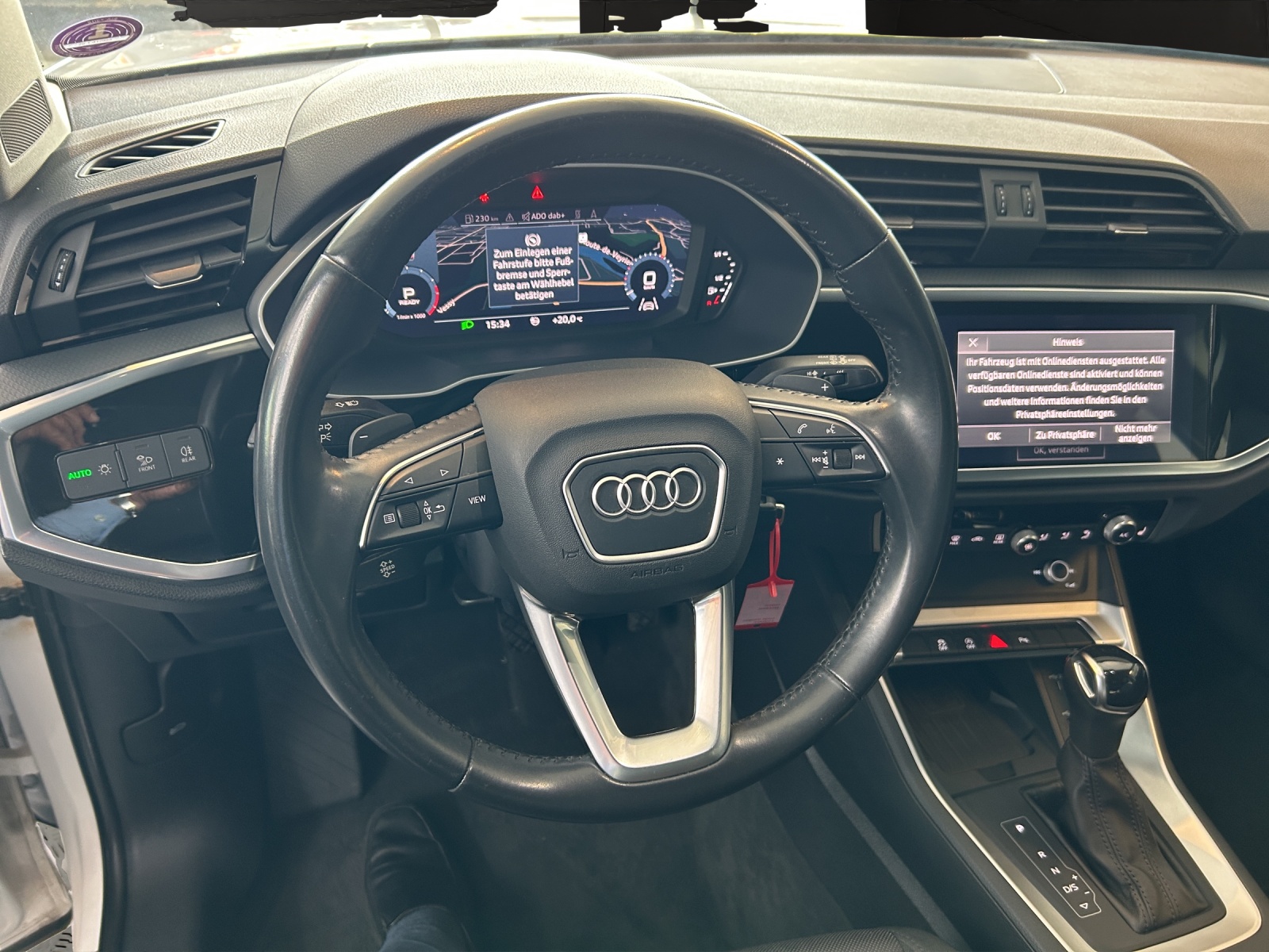 AUDI Q3 35 TFSI S line S-tronic-image-9