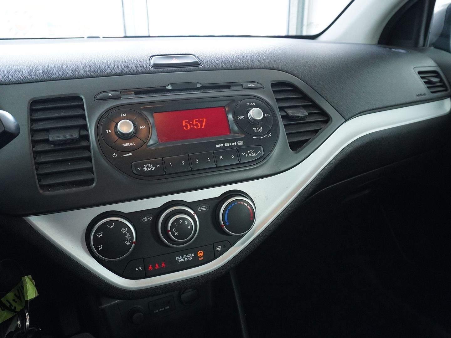 KIA Picanto 1.2 CVVT Trend-image-5