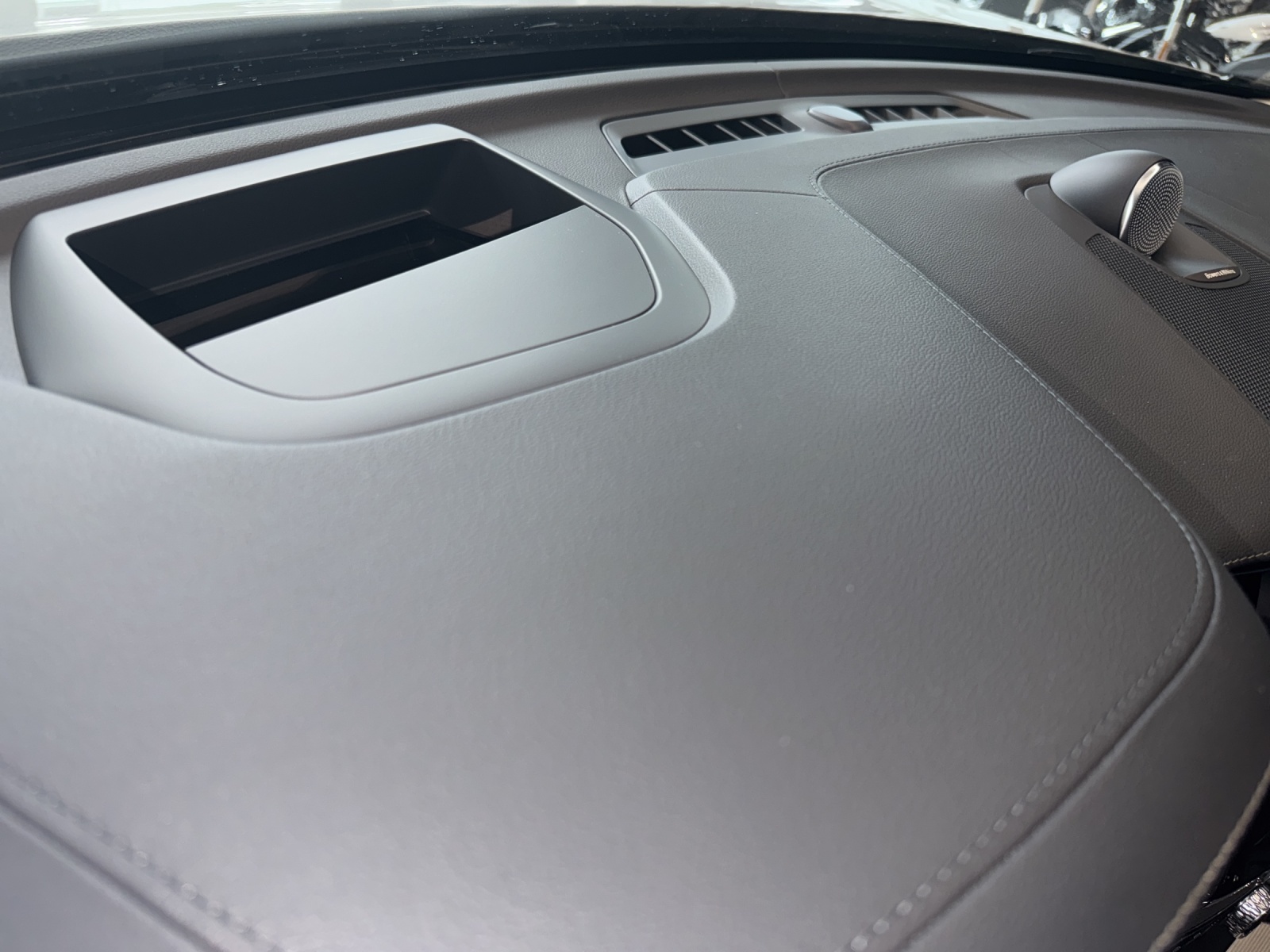 VOLVO XC60 T6 AWD Inscription Geartronic-image-17