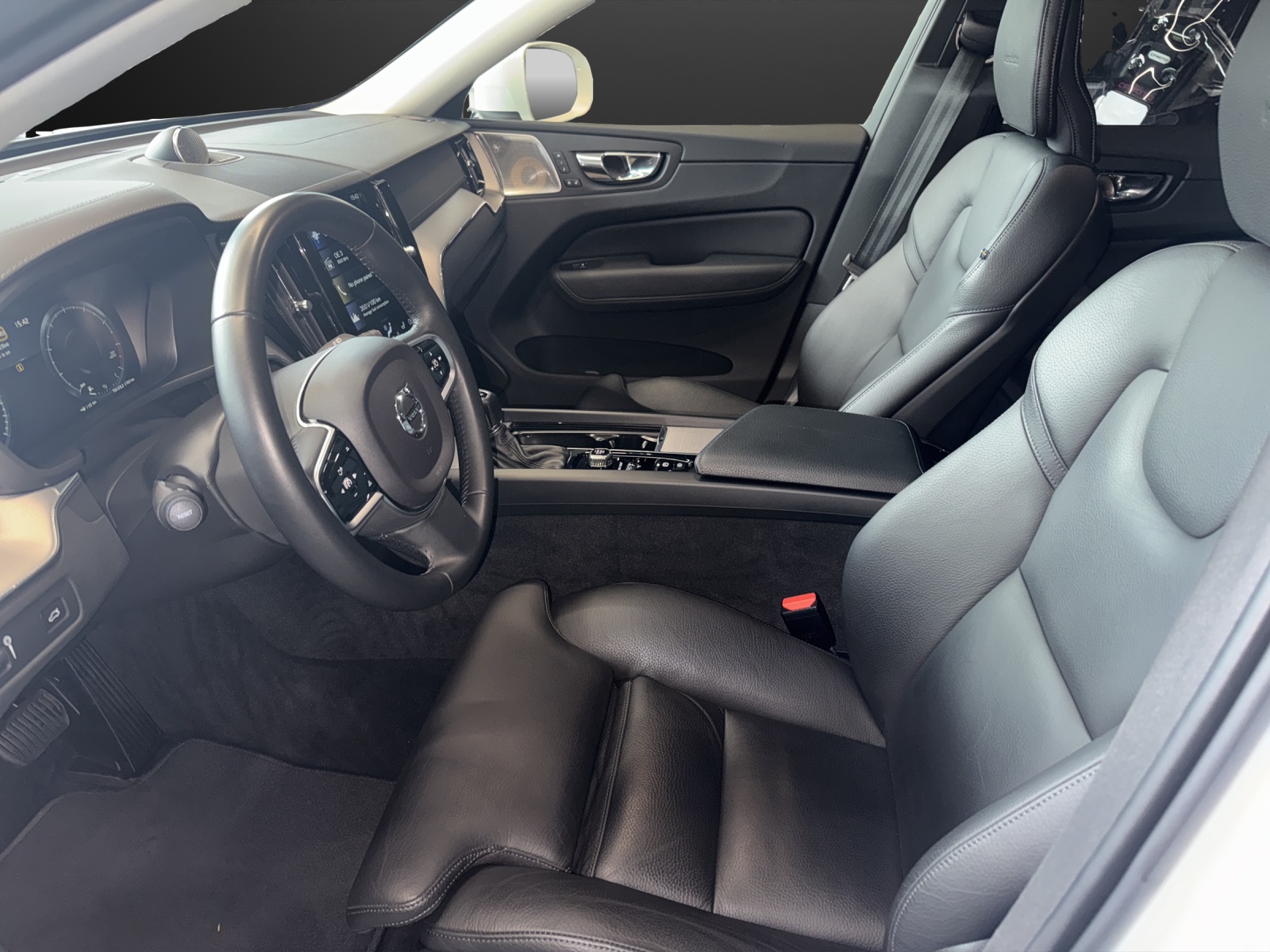 VOLVO XC60 T6 AWD Inscription Geartronic-image-7