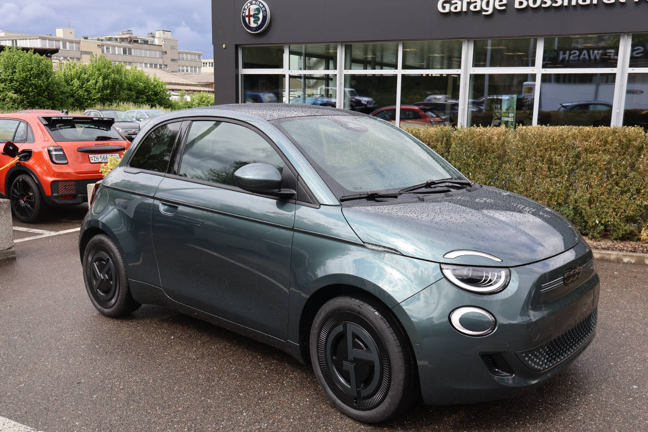 FIAT 500 Armani-image-1