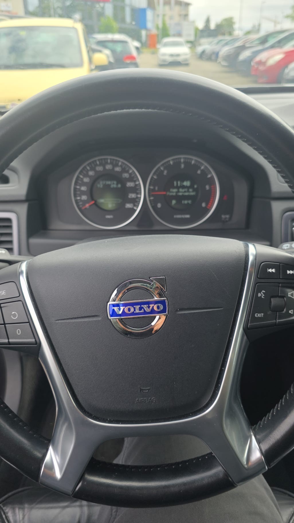 VOLVO XC70 D3 AWD Océan Race Geartronic-image-7