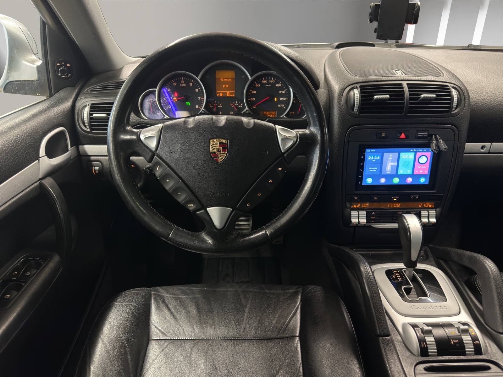 PORSCHE Cayenne S-image-9