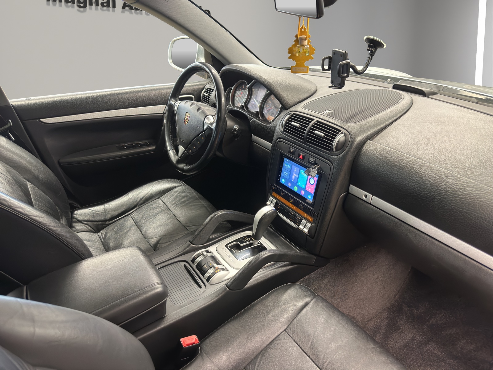 PORSCHE Cayenne S-image-14