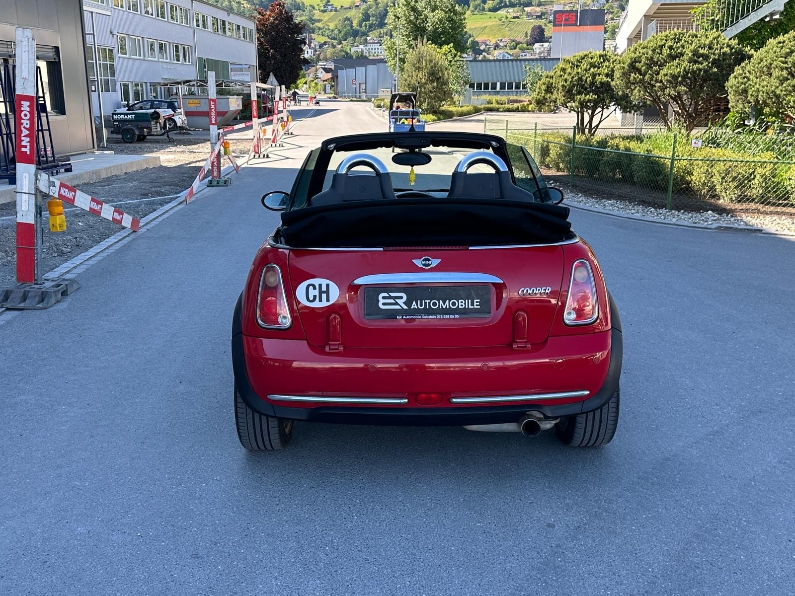 MINI Cooper Cabriolet-image-3