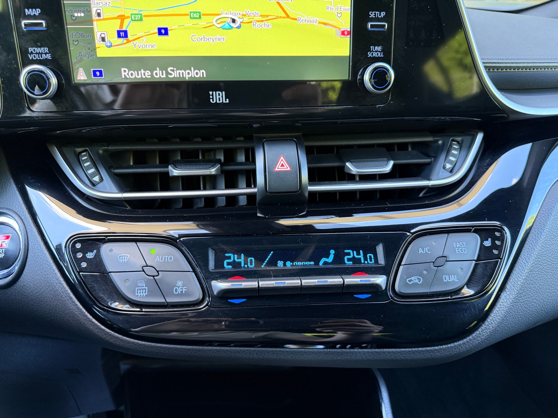 TOYOTA C-HR 2.0 HSD CVT GR Sport-image-9