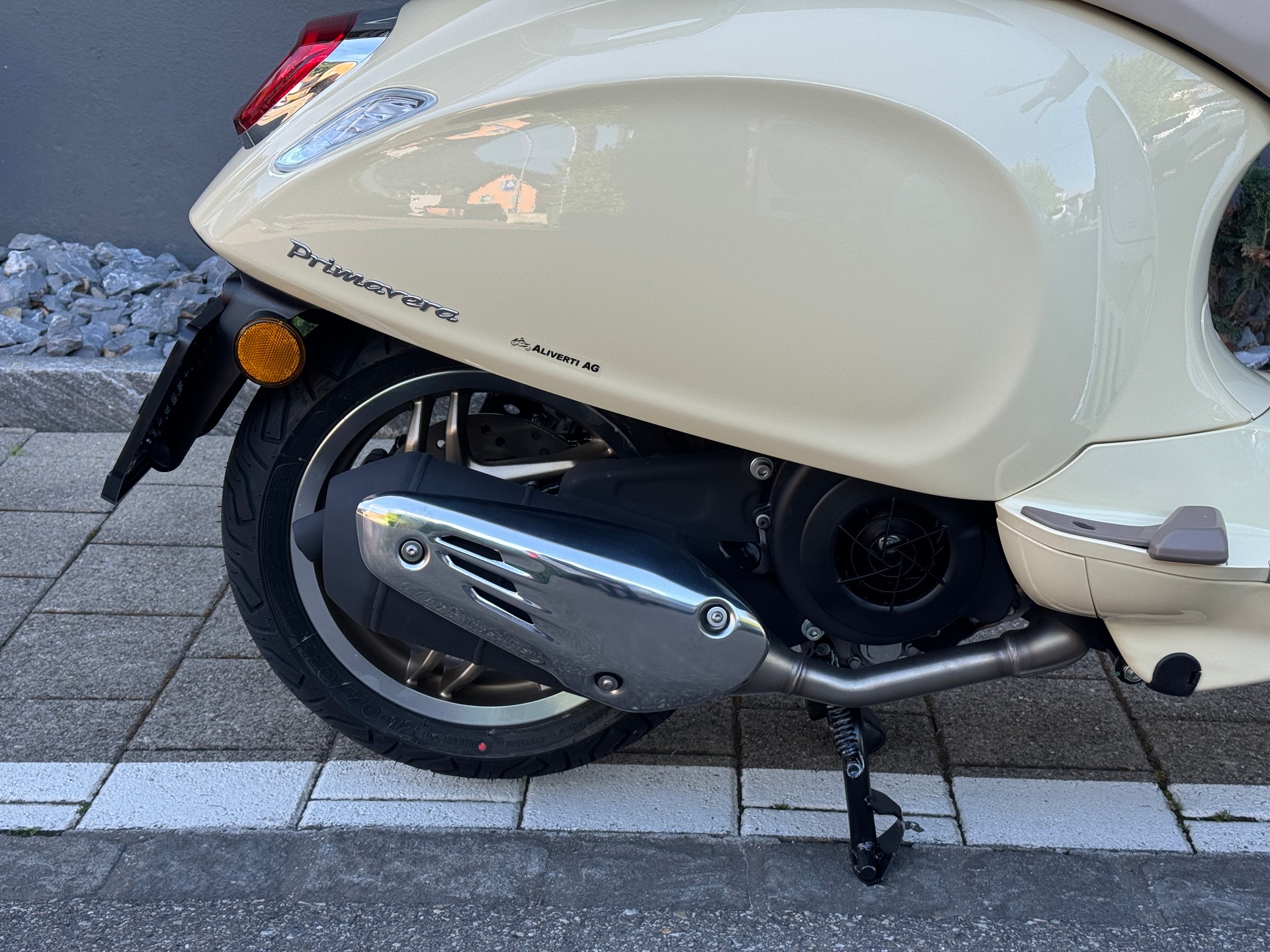 PIAGGIO Vespa 125 Primavera S 2026 Keyless Go & LCD Display-image-14