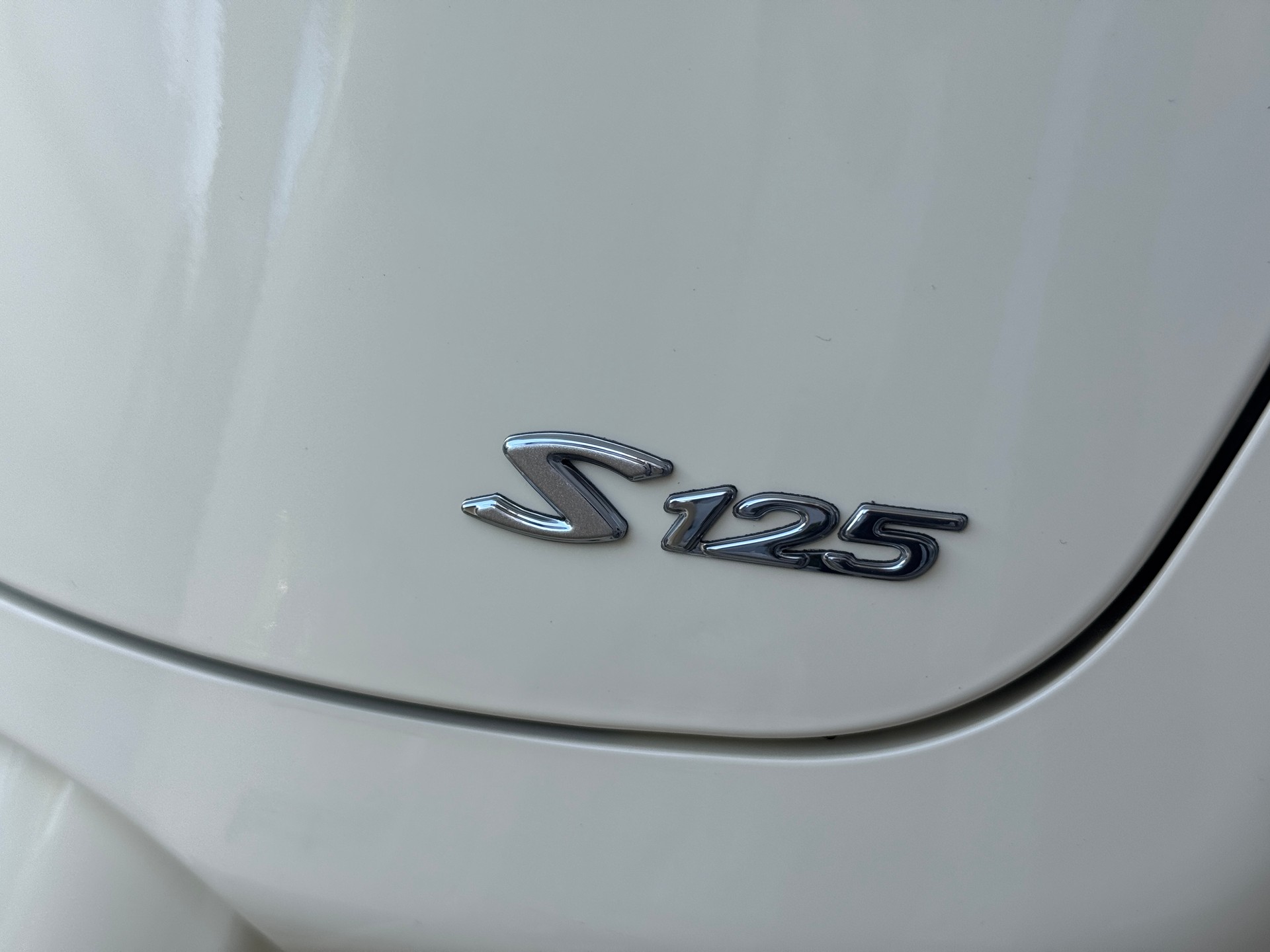 PIAGGIO Vespa 125 Primavera S 2026 Keyless Go & LCD Display-image-11