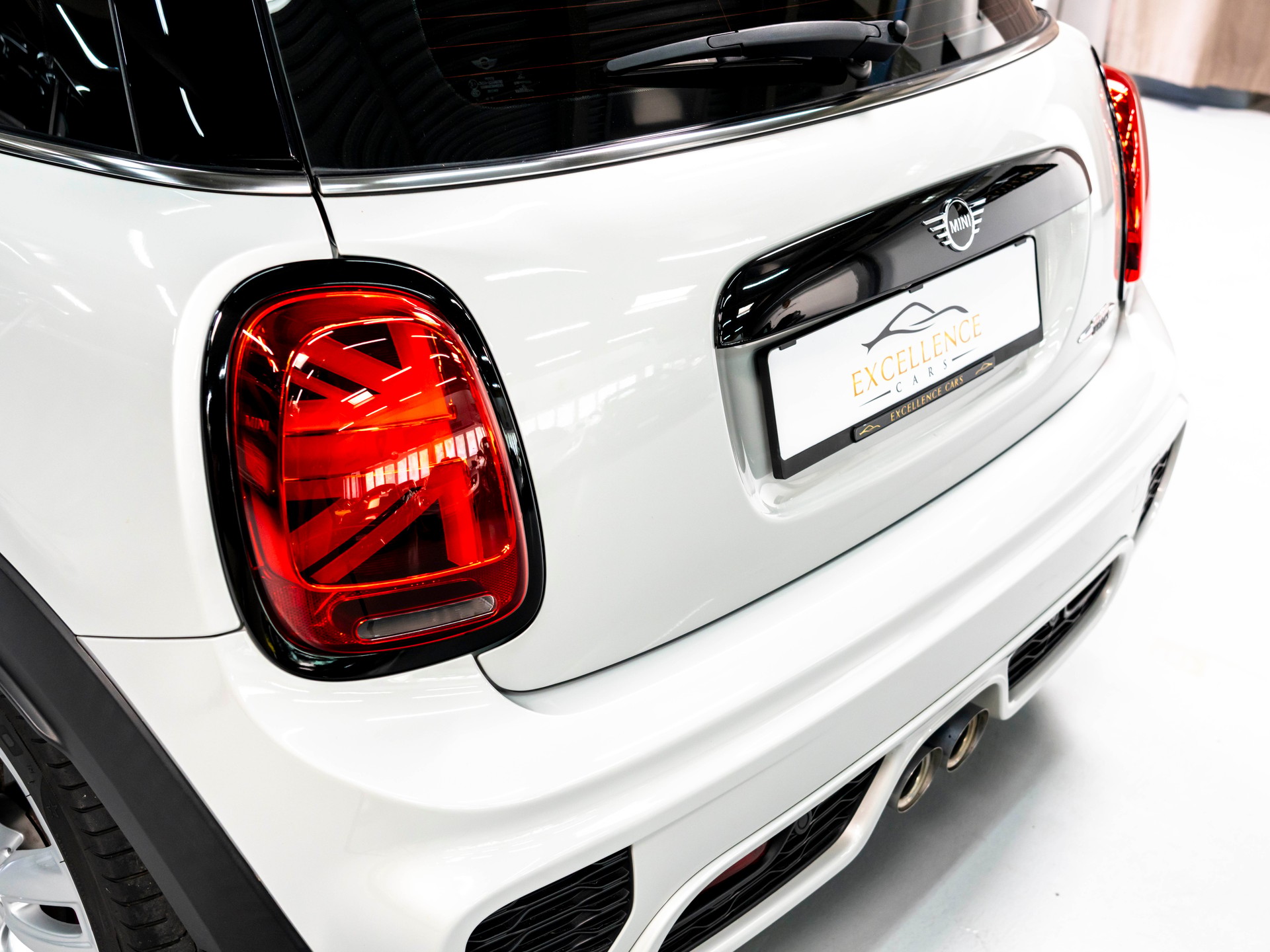 MINI Cooper John Cooper Works Steptronic-image-28