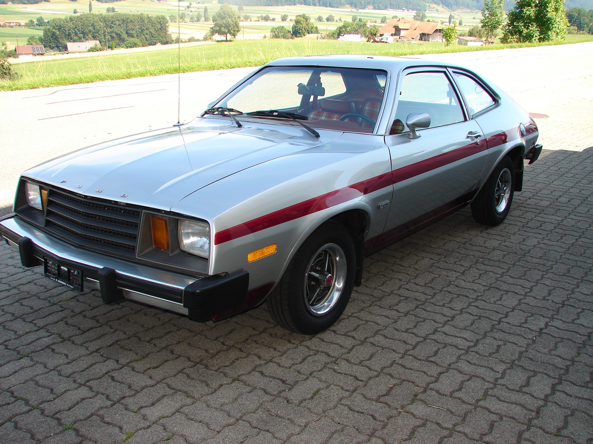 FORD Pinto