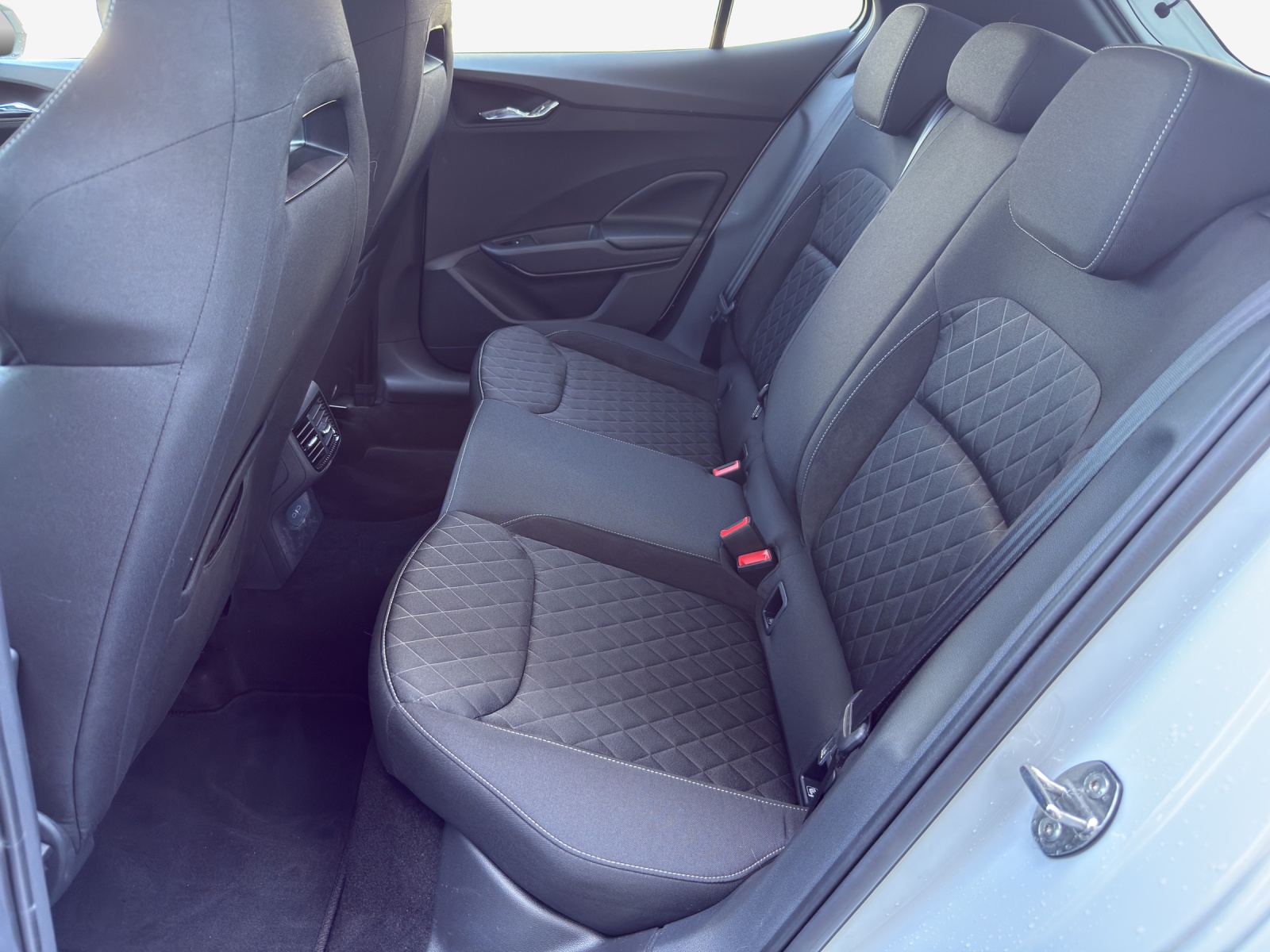 SKODA Fabia 1.0 TSI Dynamic DSG-image-11
