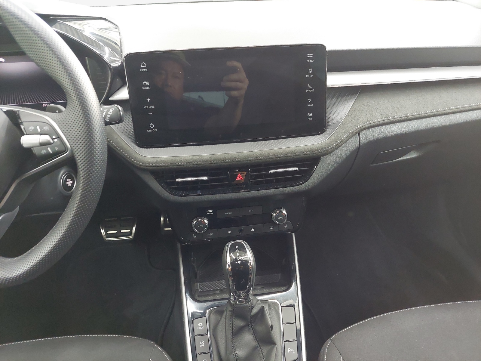 SKODA Fabia 1.0 TSI Dynamic DSG-image-10