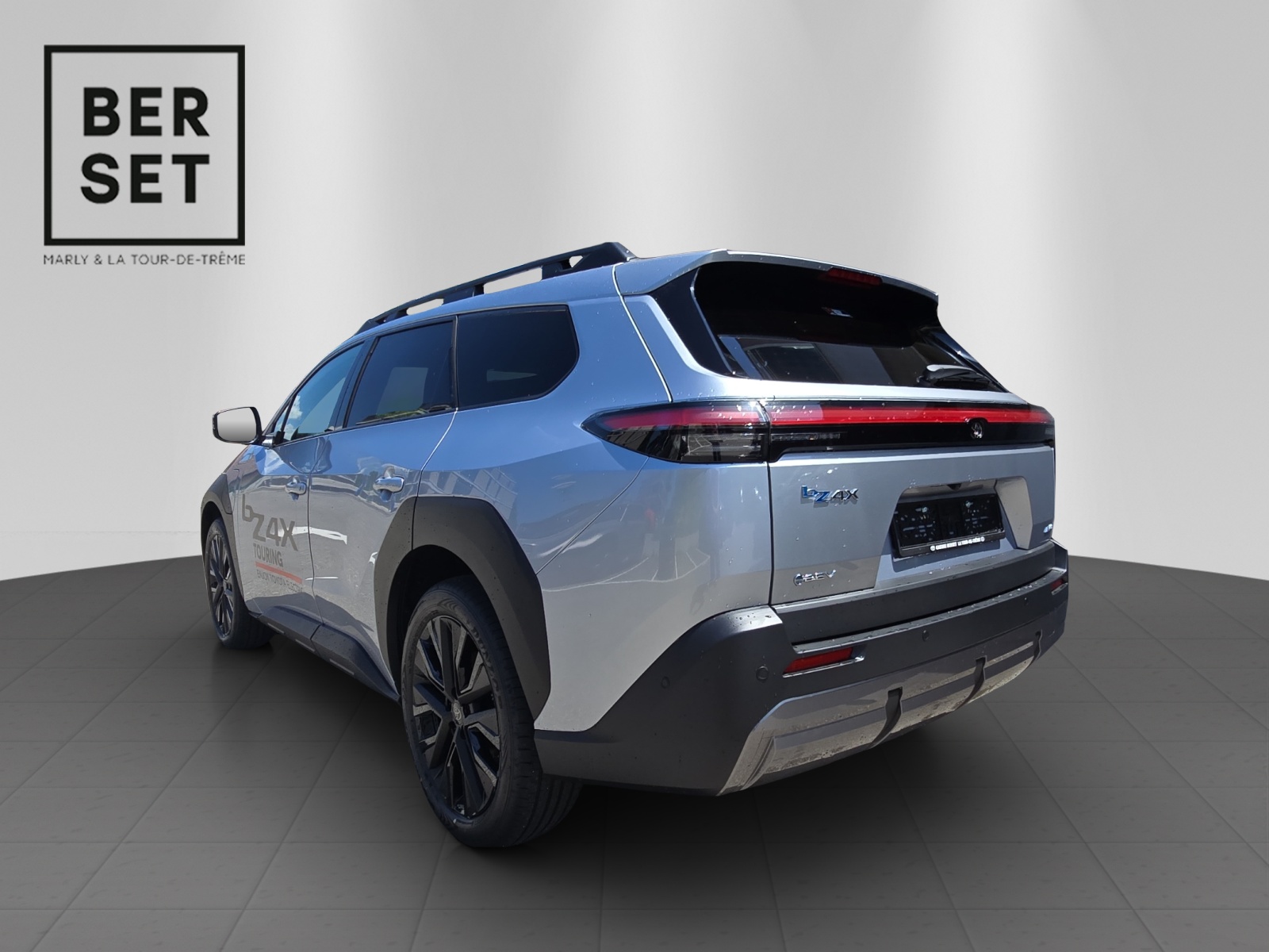 TOYOTA bZ4X Touring Premium AWD-image-2