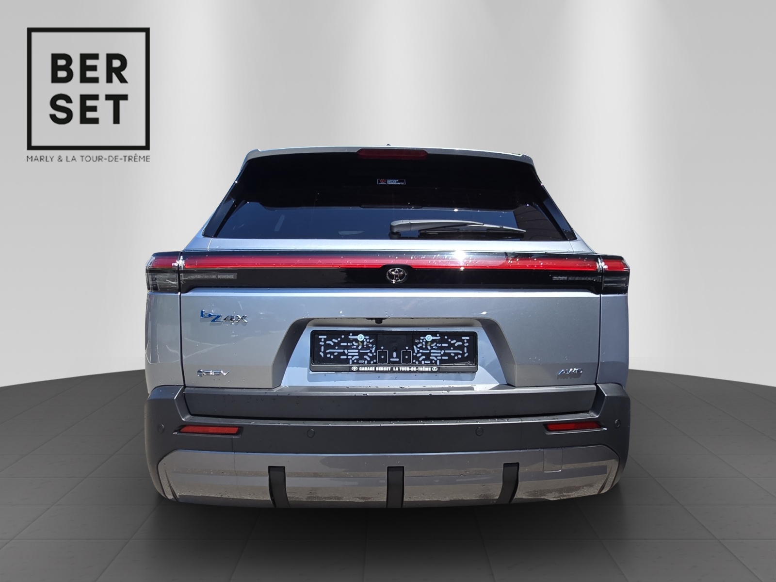 TOYOTA bZ4X Touring Premium AWD-image-3