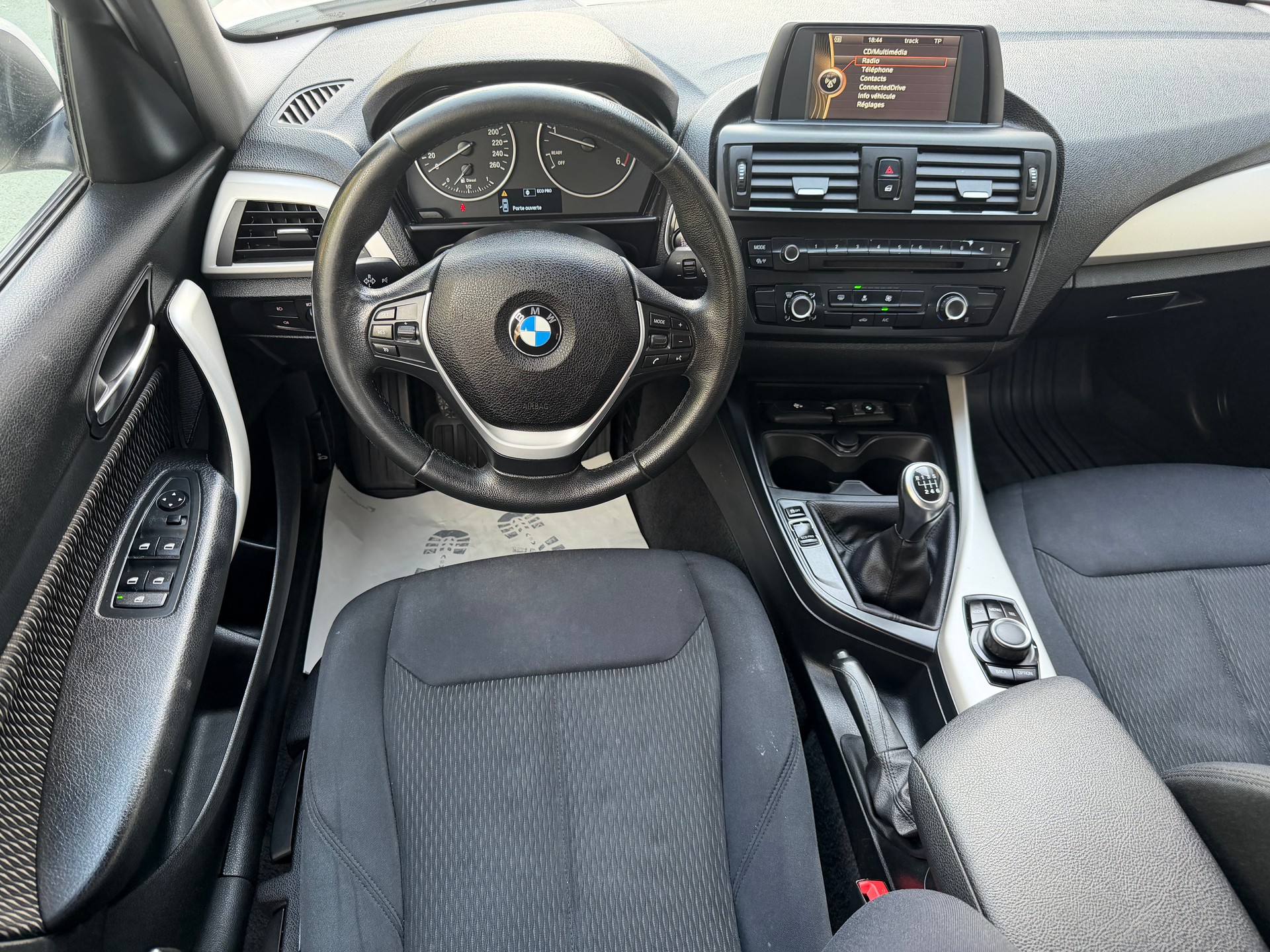 BMW 116d Efficient-Dynamics Edition-image-7