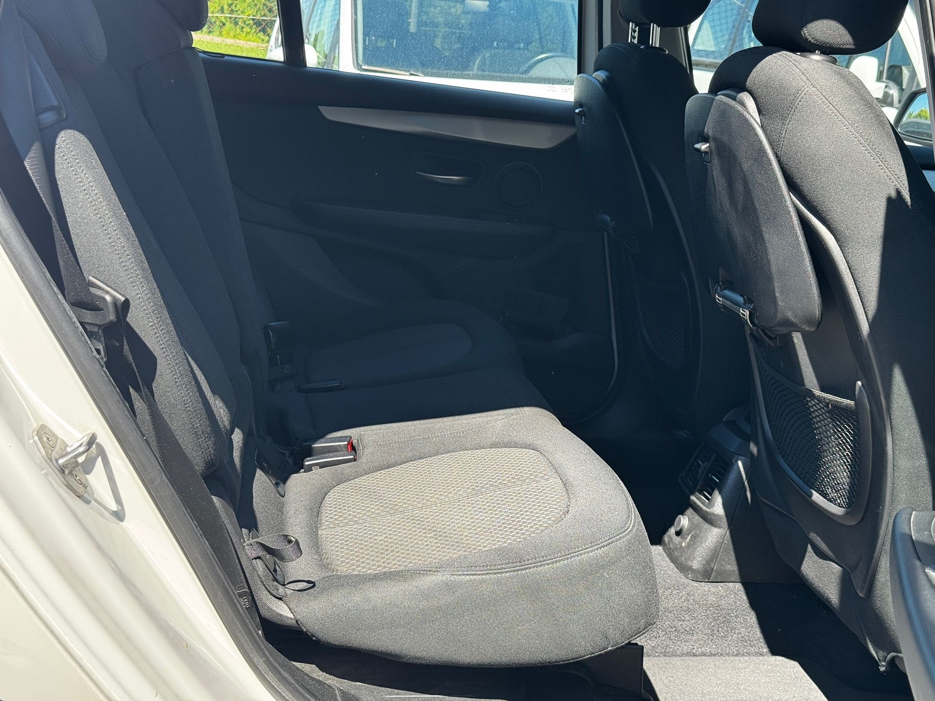 BMW 218d xDrive Gran Tourer Steptronic-image-7