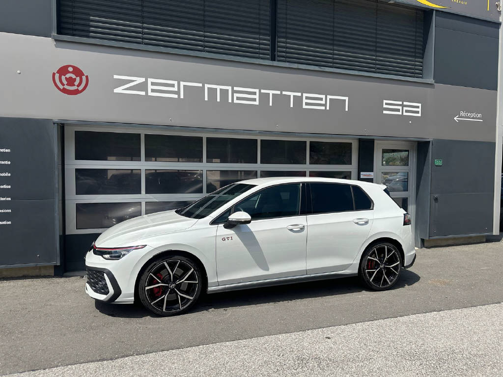 VW Golf VIII 2.0 TSI GTI DSG - CH-image-0