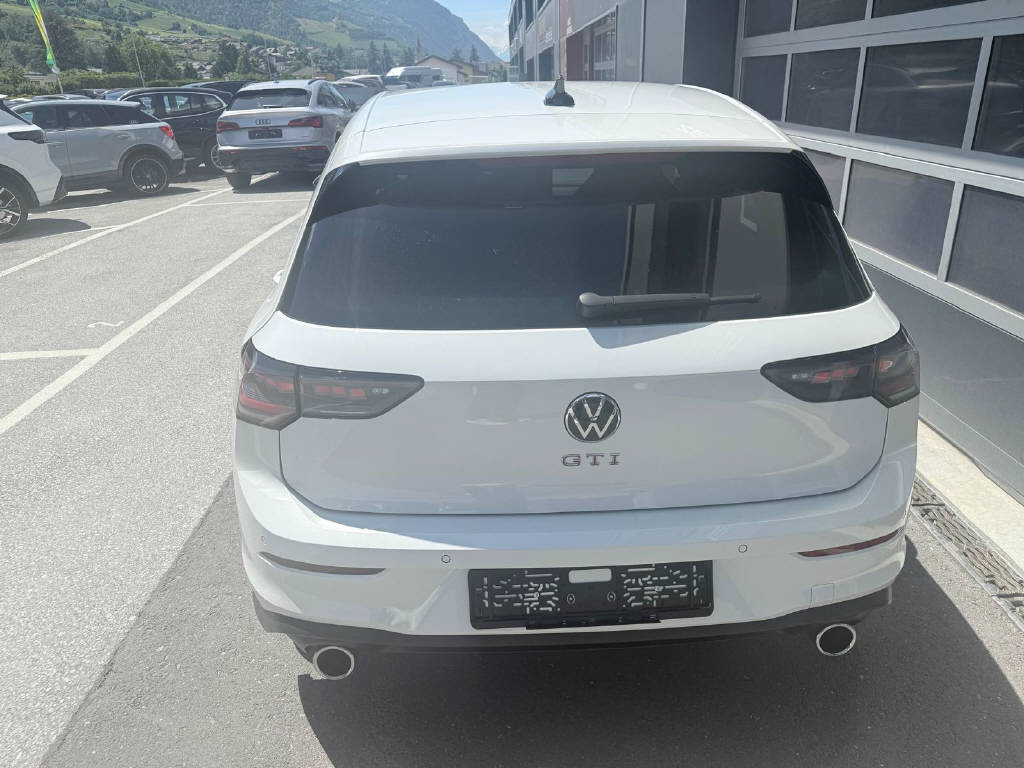 VW Golf VIII 2.0 TSI GTI DSG - CH-image-4