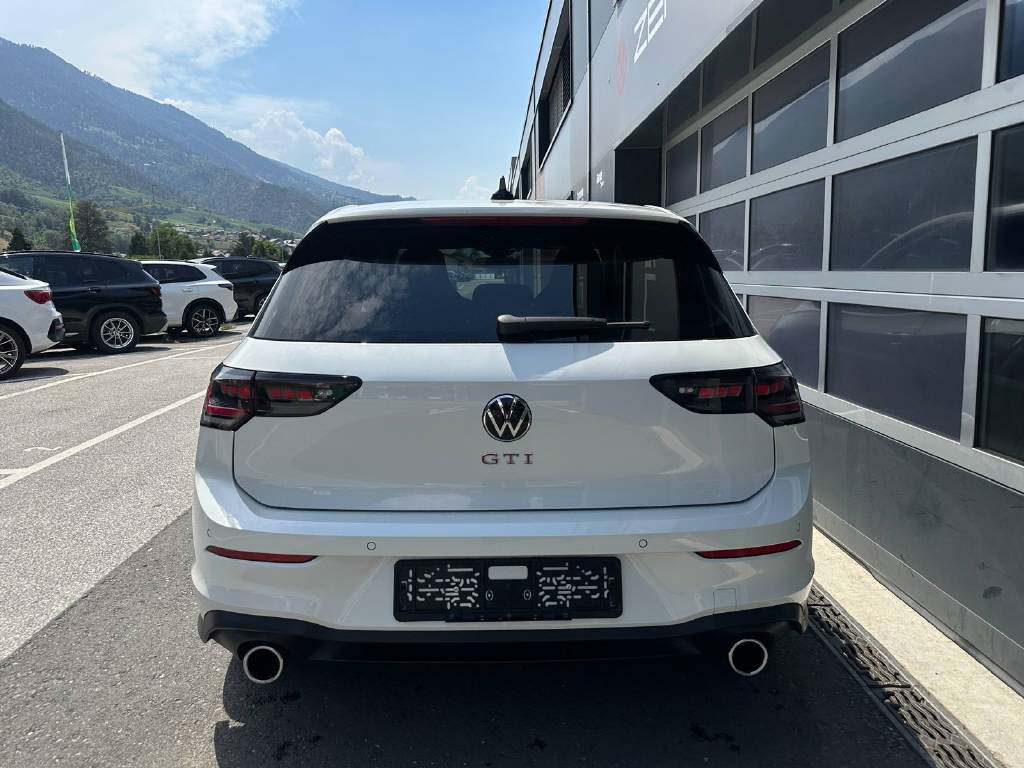 VW Golf VIII 2.0 TSI GTI DSG - CH-image-3